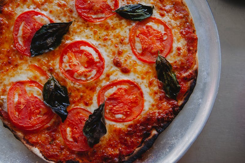 Quattro Formaggi Pizza mit vier Käsesorten